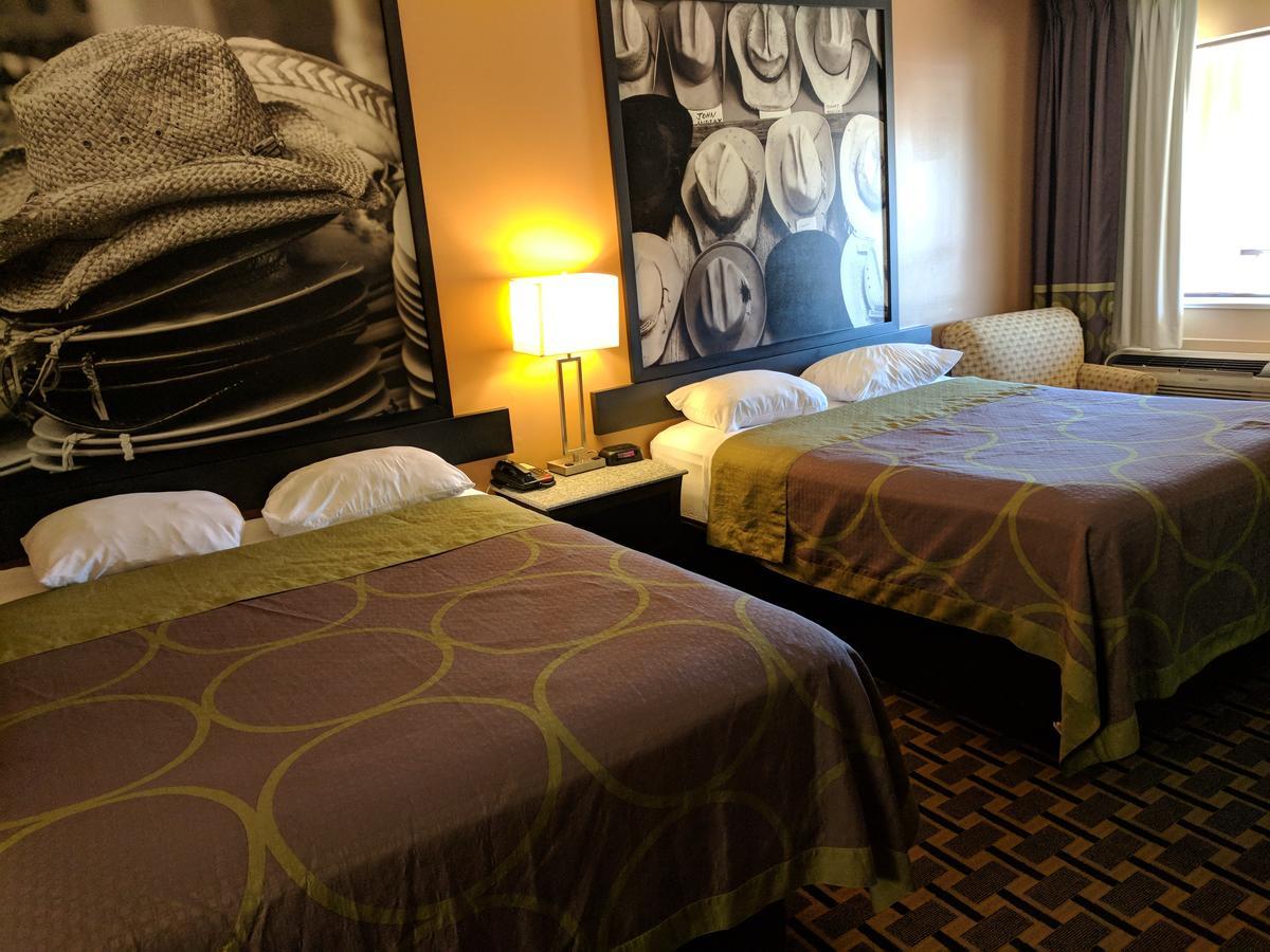 Super 8 By Wyndham Houston/Willowbrook Hwy 249 Eksteriør bilde