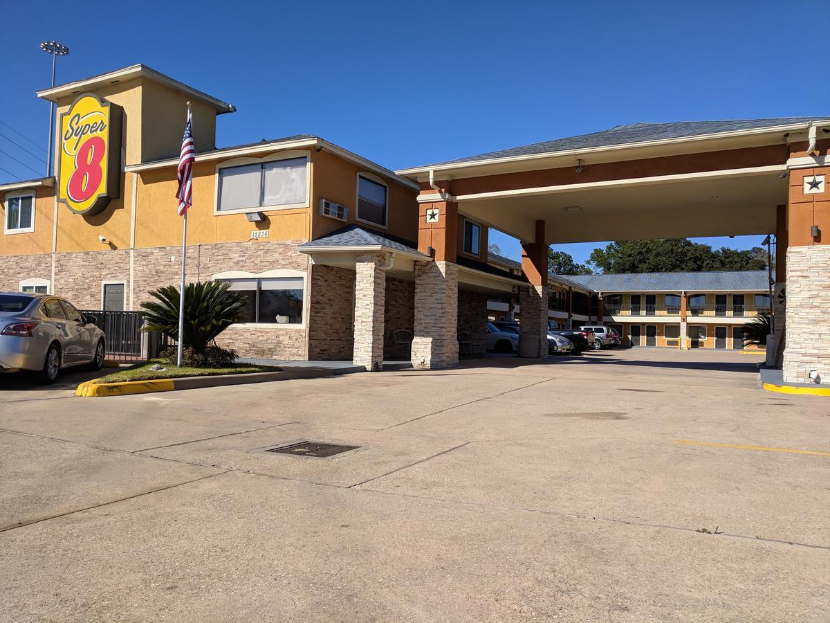 Super 8 By Wyndham Houston/Willowbrook Hwy 249 Eksteriør bilde